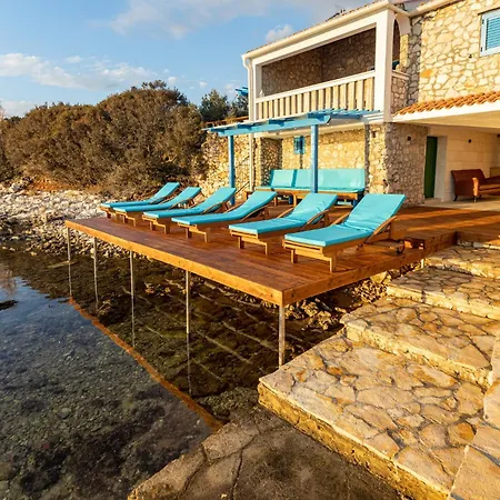 Villa Otus